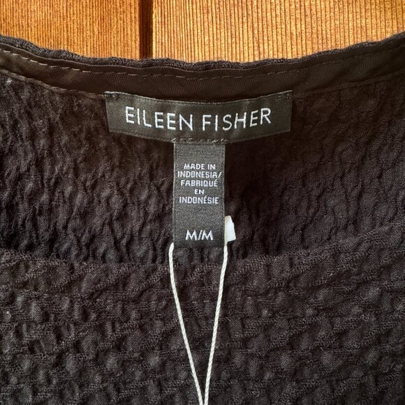 NWT Eileen Fisher Black Textured Stretch Knit Short Sleeve Top in Women's Medium - Picture 2 of 9
